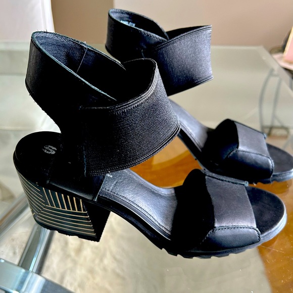 Sorel Black leather and pattern high heel sandal - Picture 1 of 4
